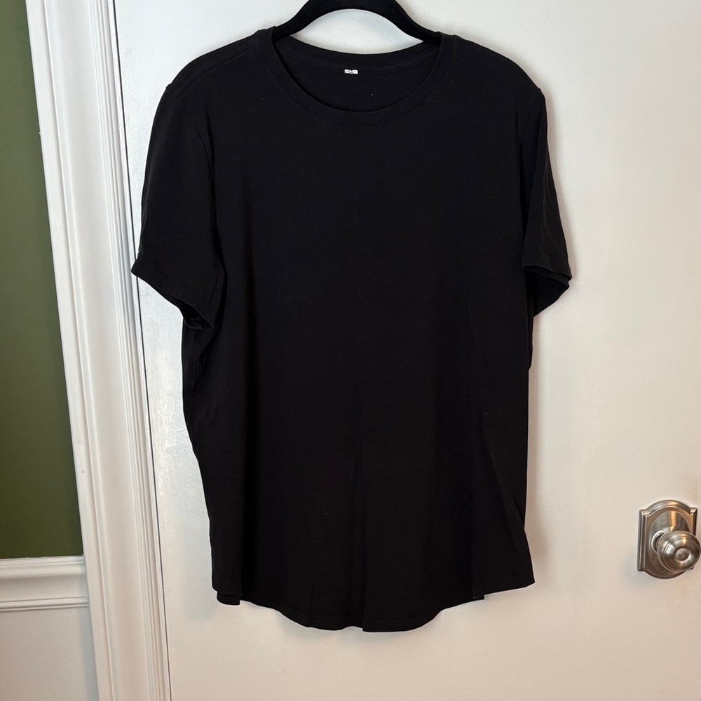 lululemon athletica Black Short Sleeve Love Tee